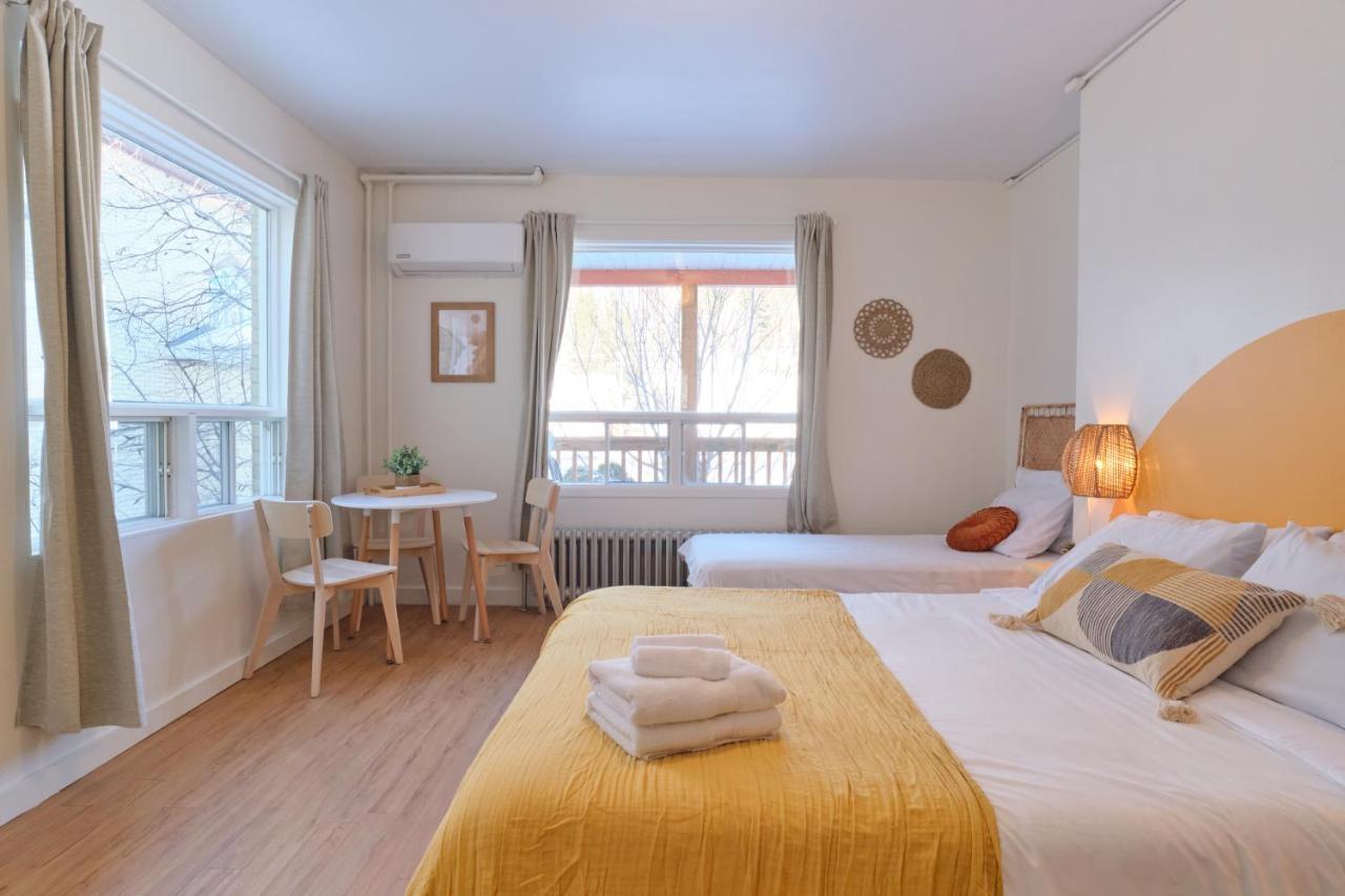 Auberge Du Dimanche - Hotel - Fjord-Du-Saguenay - L'Anse-Saint-Jean - Riviere-Eternite Riviere Eternite Buitenkant foto