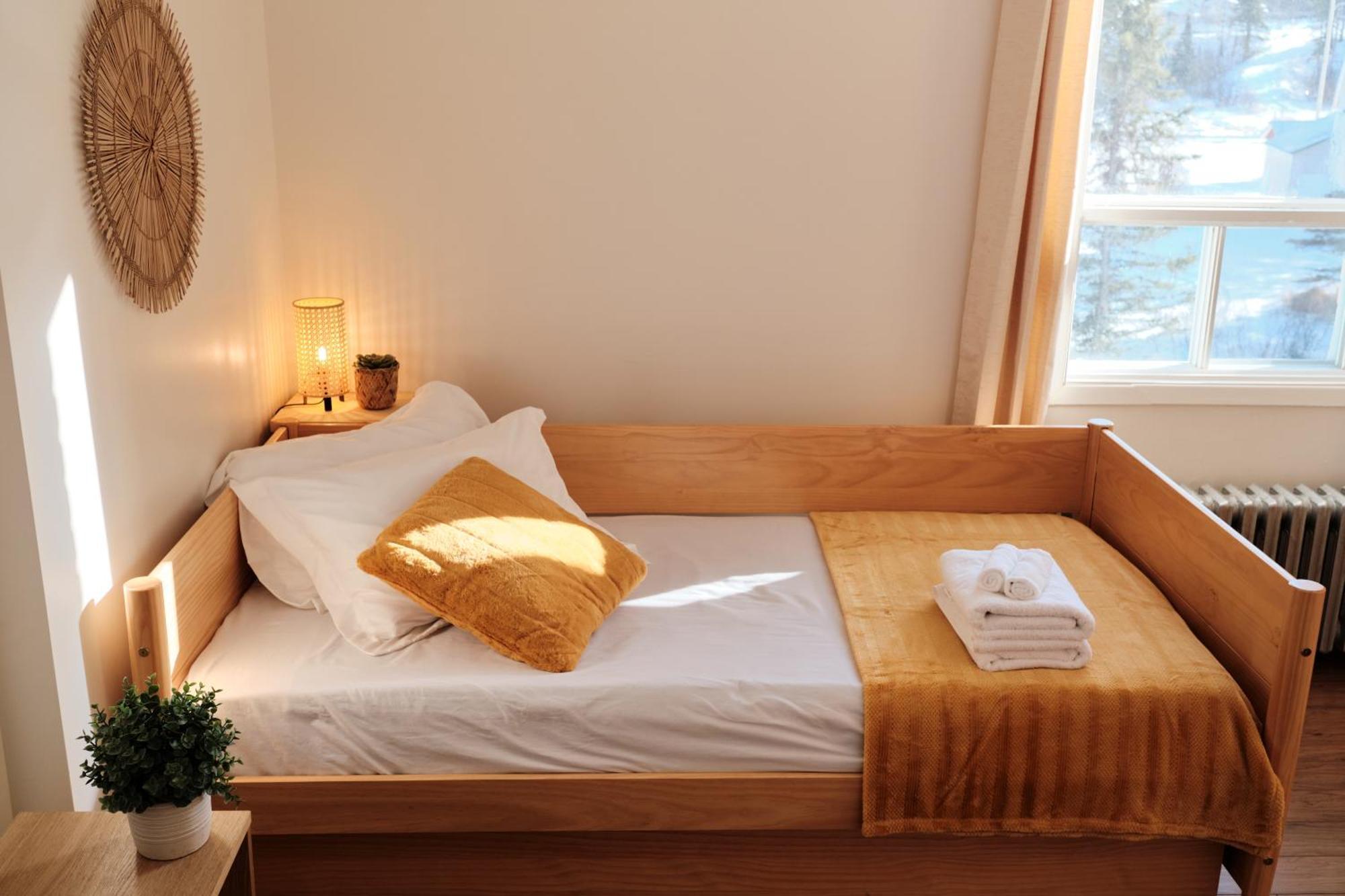 Auberge Du Dimanche - Hotel - Fjord-Du-Saguenay - L'Anse-Saint-Jean - Riviere-Eternite Riviere Eternite Kamer foto